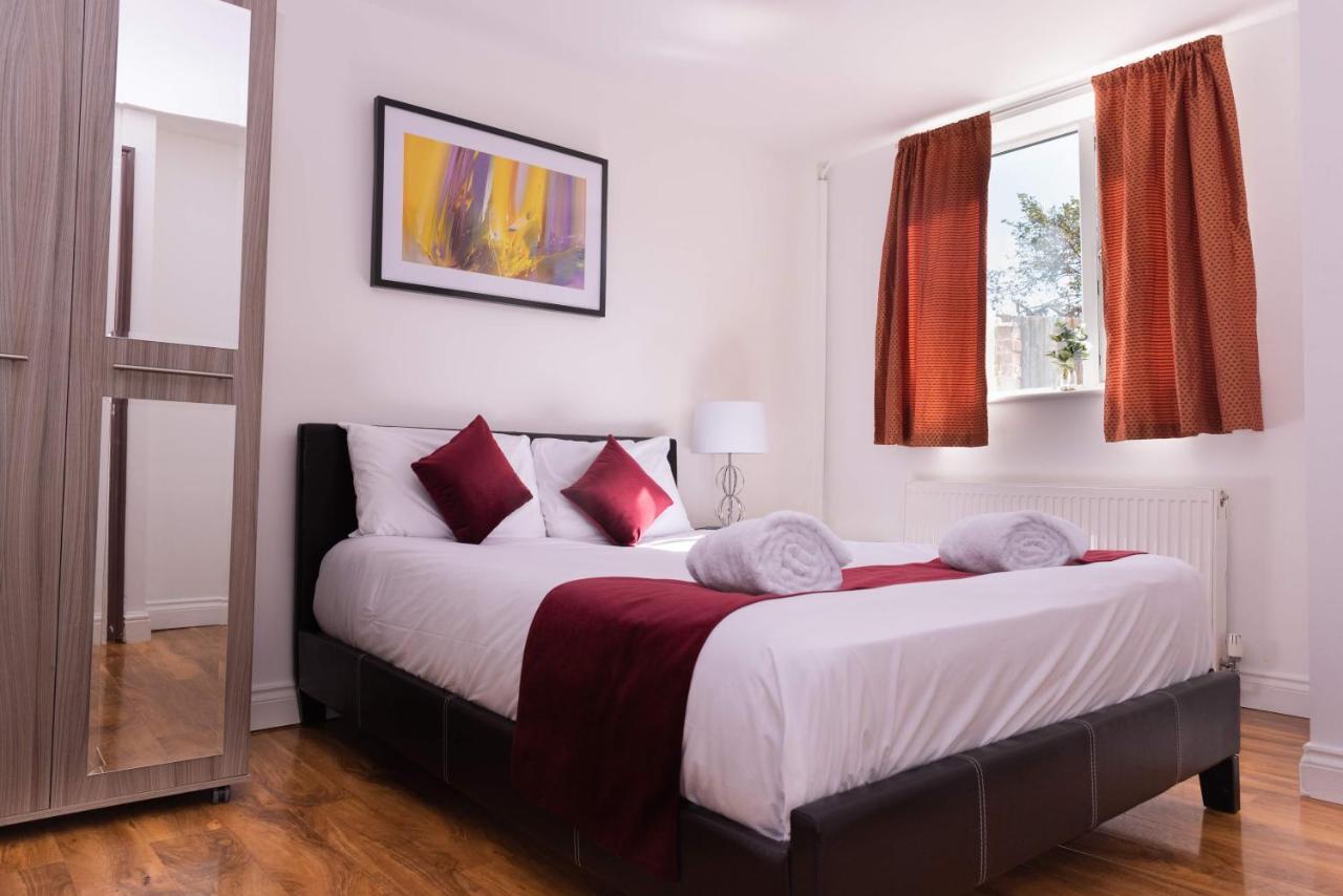 Alexandra Contractor House - Free Parking For Large Vans, Free Wifi & Netflix By Firoz Property Management الدرشوت المظهر الخارجي الصورة